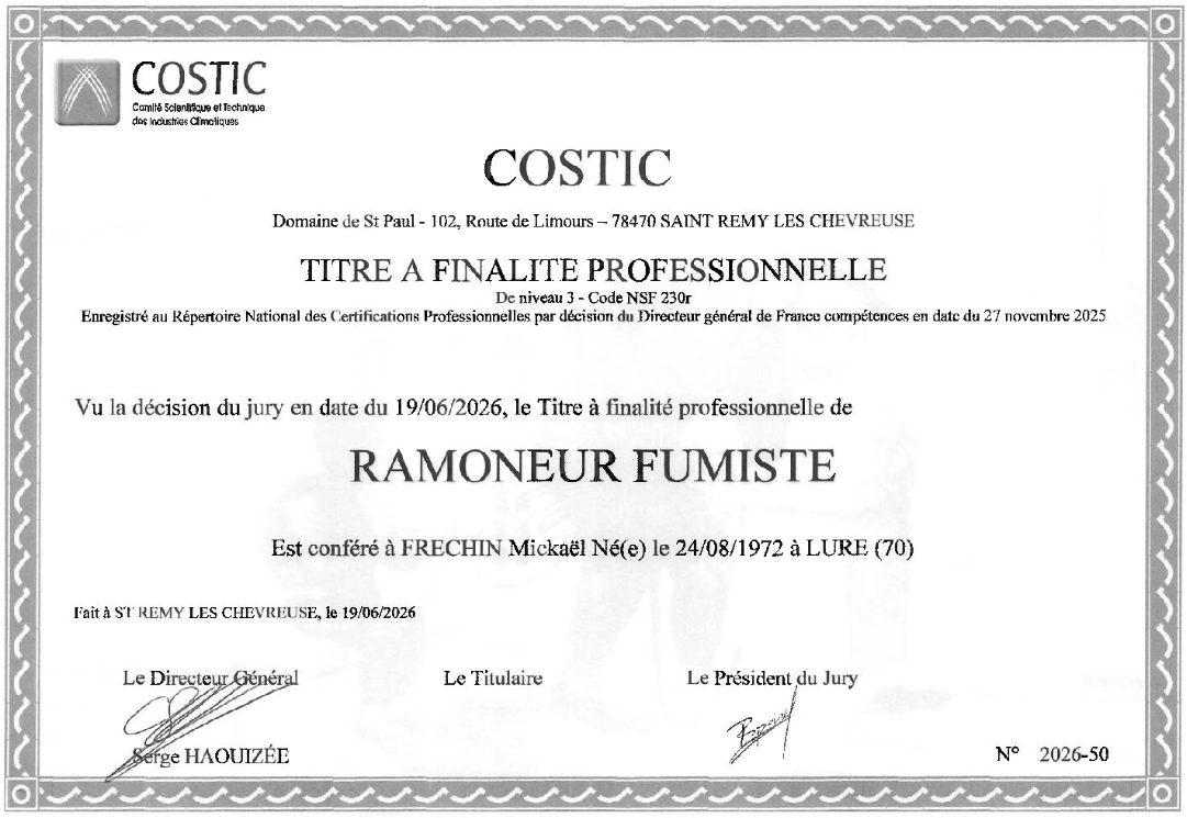 Poêle à bois en combustion